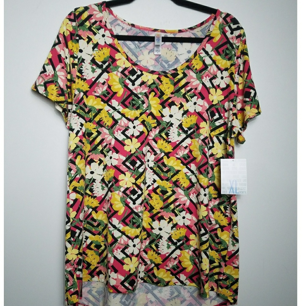 LuLaRoe Classic T